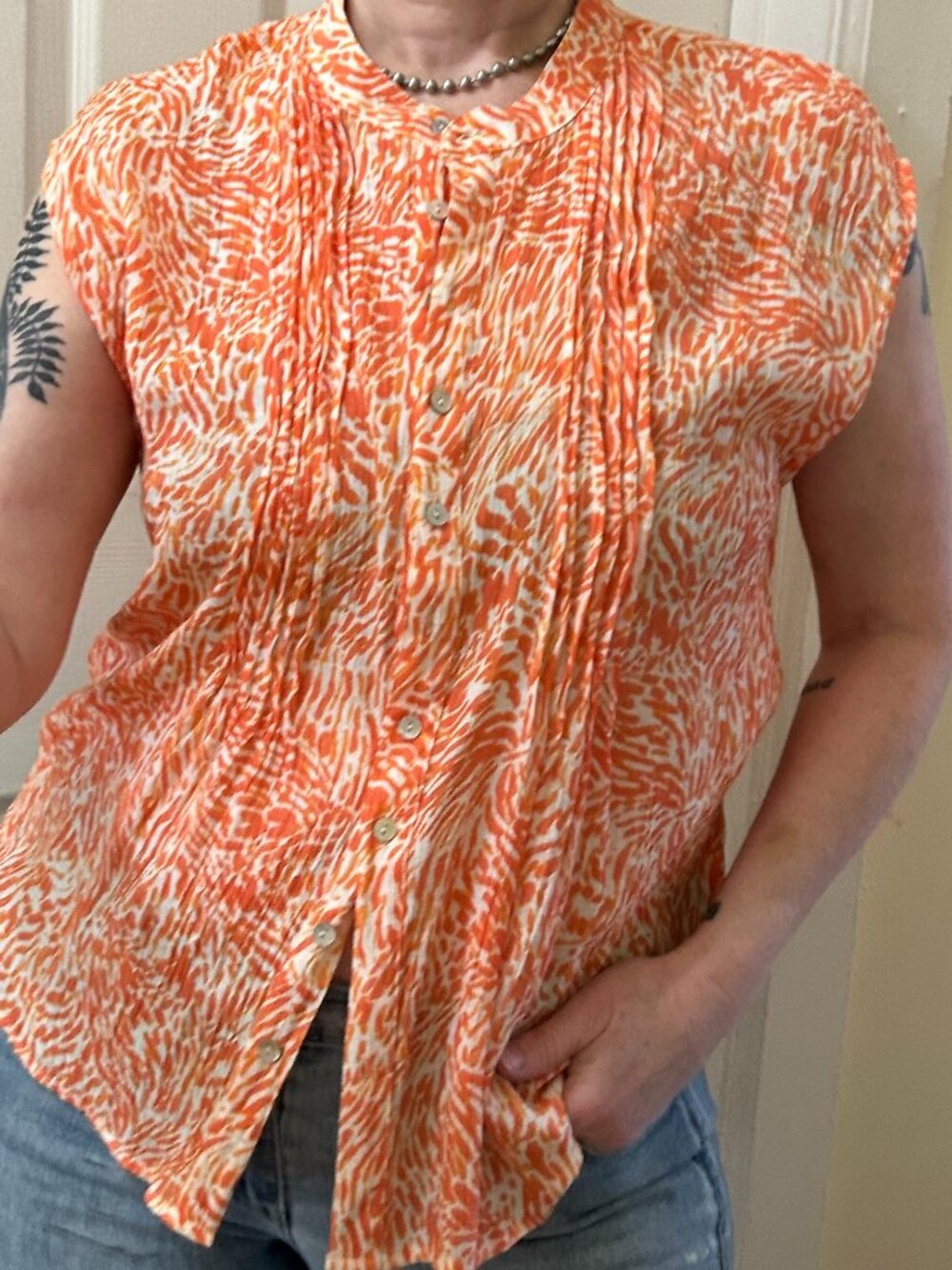 Nanette Lepore Top Womens Size Large Orange Animal Print Sleeveless Button